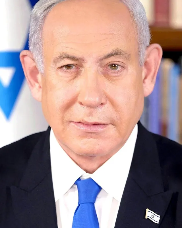 Photographic portrait of Benjamin Netanyahu in a suit, 2023.