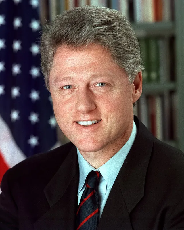 Official presidential portrait of Bill Clinton.