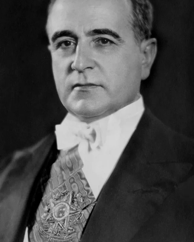 Photographic portrait of Getúlio Vargas, 1930.