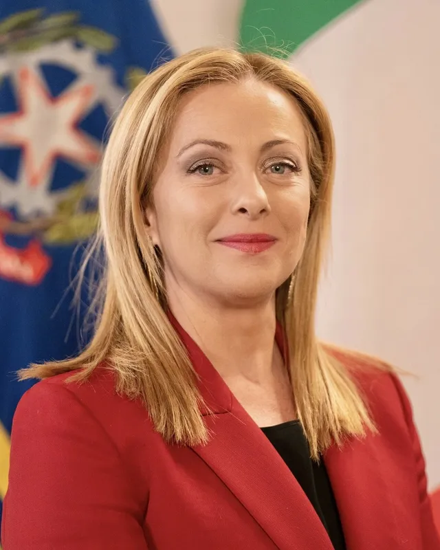 Official portrait photograph of Giorgia Meloni.