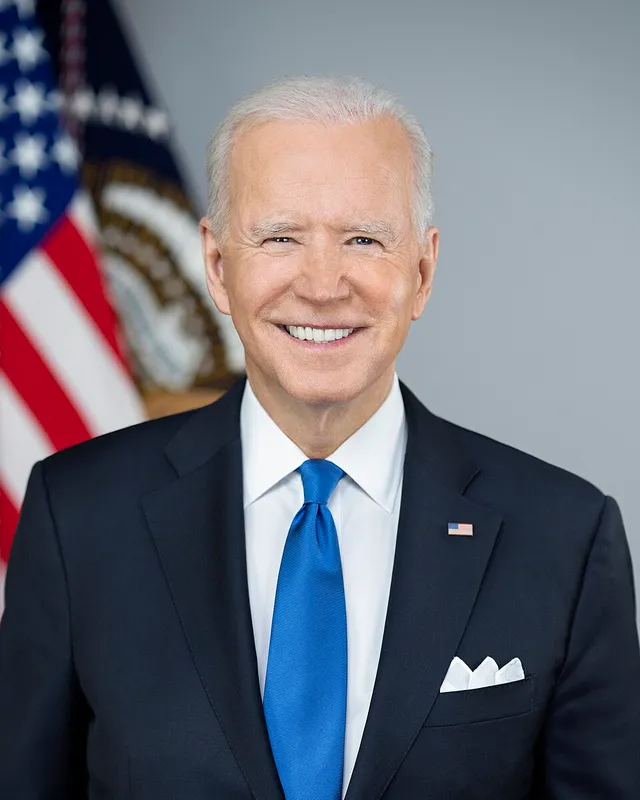 Official presidential portrait of Joe Biden.