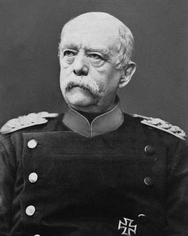 Photographic portrait of Otto von Bismarck in uniform, 1885.