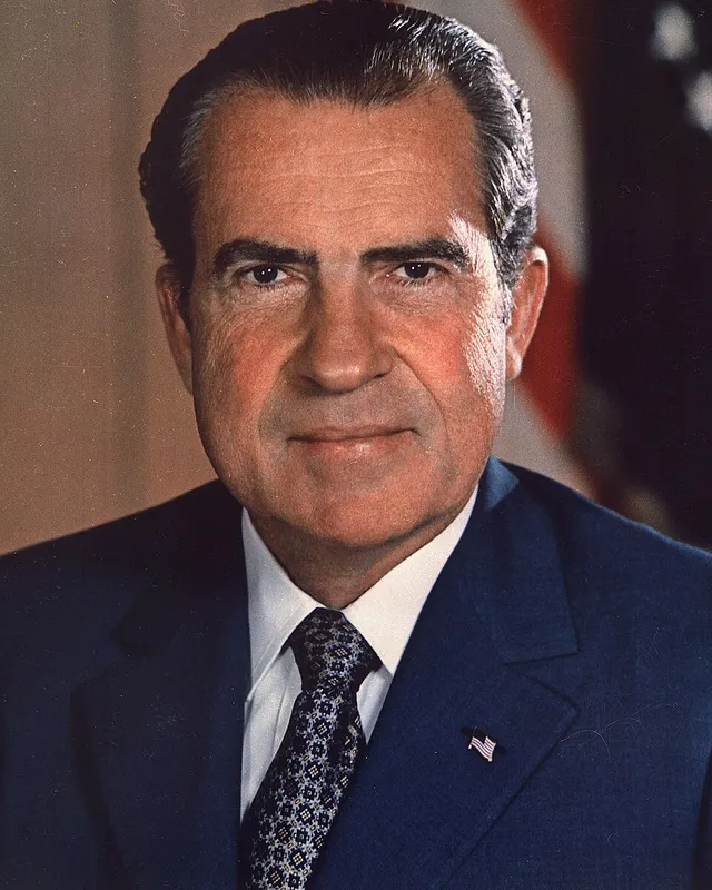 Official presidential portrait of Richard Nixon.