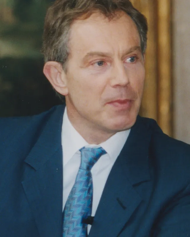 Photographic portrait of Tony Blair in a suit, 2002.